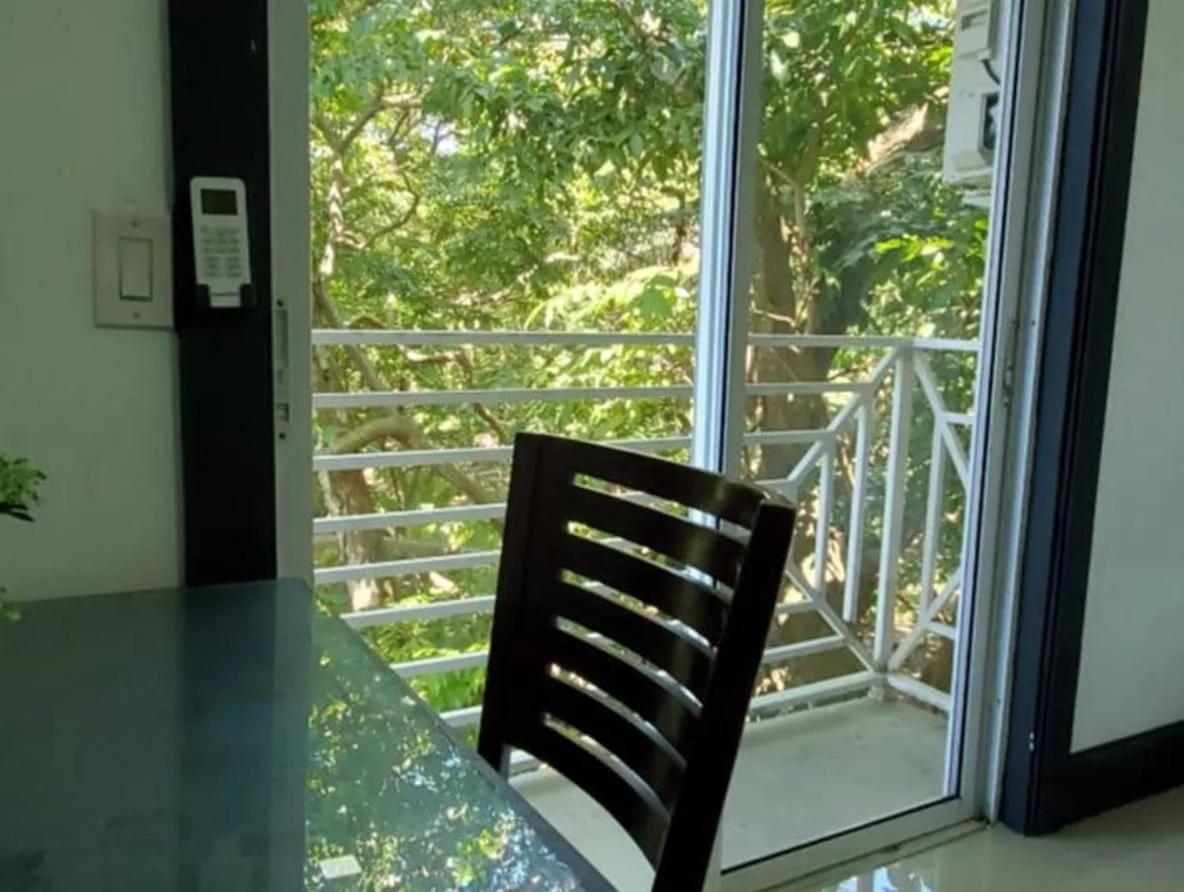 Hotel Marina Roatan Екстериор снимка
